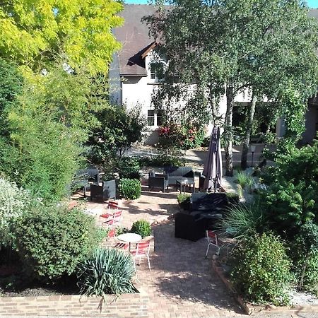 Logis Hotel "Ici M'Aime" Rouvray  Exterior foto