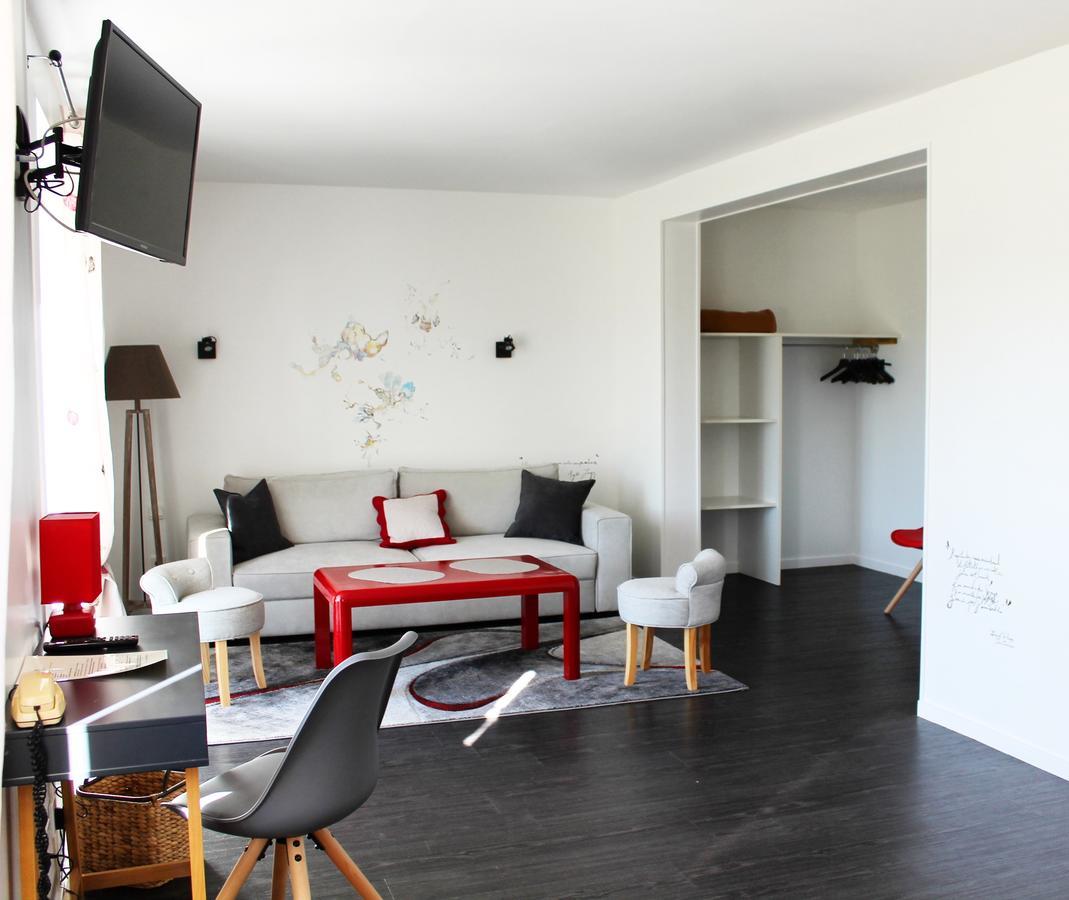 Logis Hotel "Ici M'Aime" Rouvray  Exterior foto